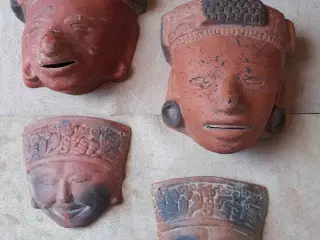 4 Mexicanske Teracotta Masker