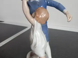 B&G figur. Dansende børn