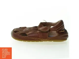 Sandaler fra Move (str. 21)
