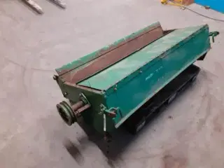 John Deere 1085 snitter