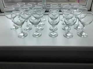 Rosen Dahl Rød og Hvidvins glas 