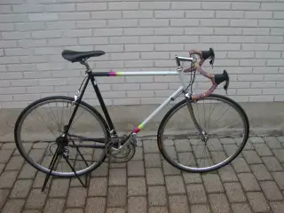 Racercykel  Stel str. 58 cm.