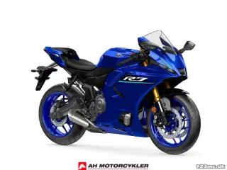 Yamaha YZF R7 Icon Blue