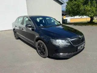 Skoda Superb 2,0 TDi 140 Elegance