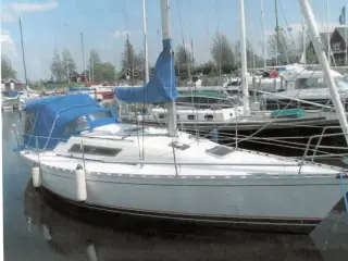 Beneteau FIRST 30E