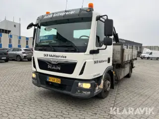 Lastbil MAN TGL 12.220 med kran og lad