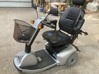 El scooter med nye batterier 