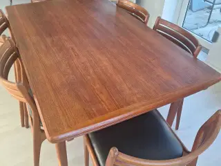Teak spisebord 