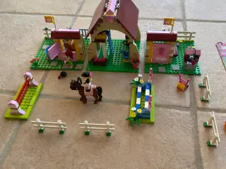 Lego Friends 3189 Hestestald 