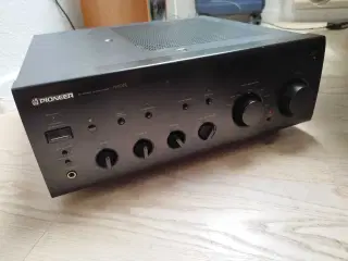 Pioneer A-705R