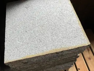 Granit fliser sælges