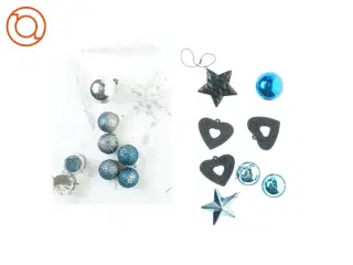 Julepynt, 19 julekugler mm (str. ca 4 cm-17 cm på spir og perlestjerne)