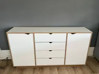 Kommoder H86cm, B158cm, D38cm