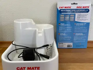 Kat Mate Vand fontaine