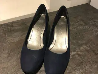 Næsten ny sko