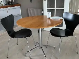 Flot Cafebord  I kirsebærtræ