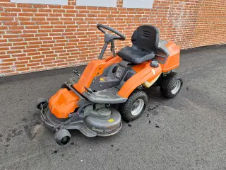 Husqvarna R216AWD m. 103 Combi.