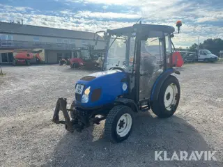 Traktor New Holland LB
