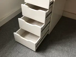 Skrivebord