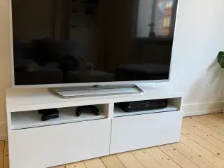 TV bænk