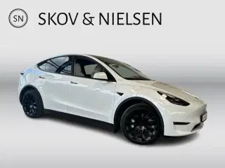 Tesla Model Y  Long Range AWD