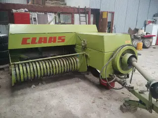 Claas Dominant m.ballevogn