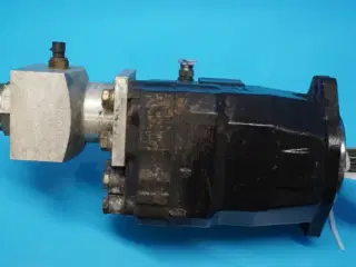 Case 9120 LS Hydraulikpumpe 87106462