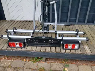 Cykel-stativ / holder.