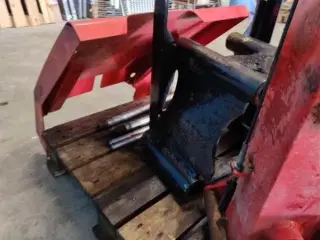 Manitou Hitchkrog