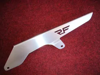 Kædeskærm alu Suzuki RF