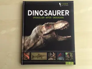 Stor bog om Dinosaurer på 96 sider - aldrig brugt/