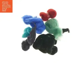 Filt uld i forskellige farver