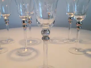 8 stk. Vinglas- glaspusteren