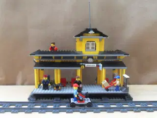 Lego City 7997, Train station