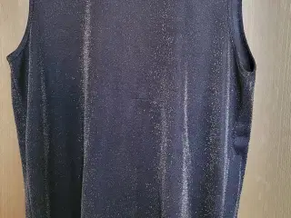 Pænt sæt bluse uden ærmer samt bolero