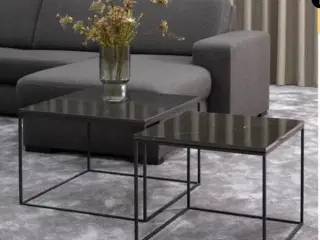 Sorte metal og marmor borde 