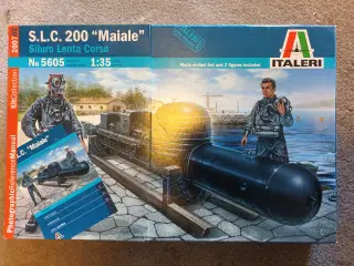 Byggesæt af italiensk miniubåd