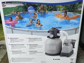 Pool sælges