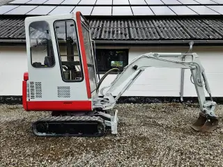 Takeuchi TB015 / MOMSFRI / skovlsæt
