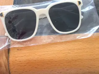 Solbriller nye 