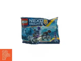 LEGO Nexo Knights - 30378 Shrunken Headquarters fra LEGO (str. 15 cm)