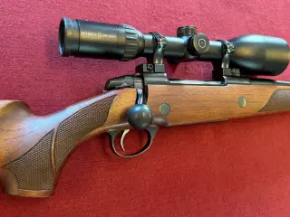 Sako 75 Hunter kal 300 Win Mag incl S&B Zenith 2,5-10x56 mm