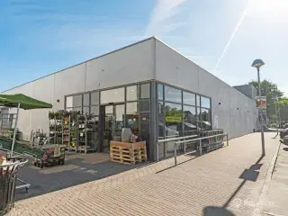 970m2 butikslokale