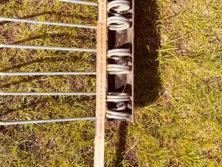 Gårdriv til havetraktor