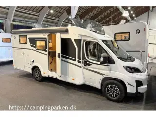 2026 - SunLight VAN V67S Ny grundplan i Sunlight VAN-serien, første VAN med 3. soveplads over siddegruppen