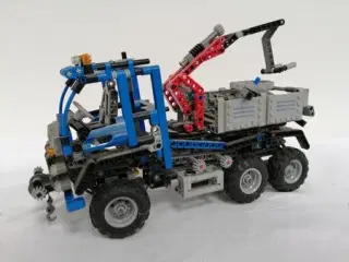 LEGO Technic Off-road truck
