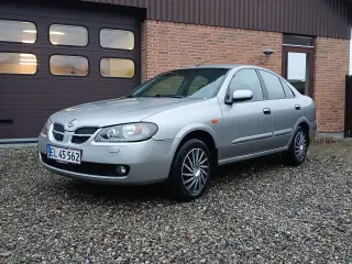 Nissan almera 1.8 sedan