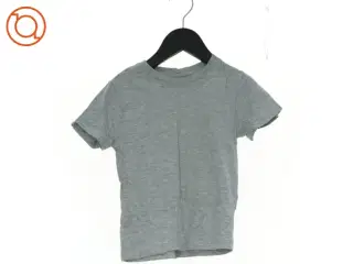 T-Shirt fra H&M (str. 104 cm)