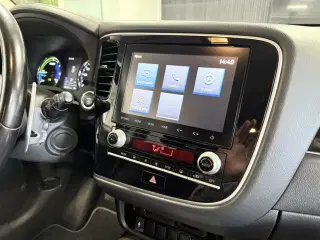 Mitsubishi Outlander 2,4 PHEV  Plugin-hybrid Invite+ 4WD 224HK 5d 6g Trinl. Gear