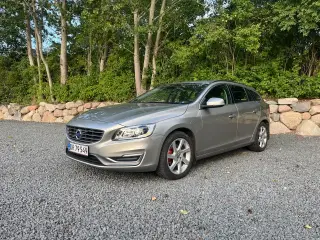 Volvo V60 2,0 D3 136 Momentum